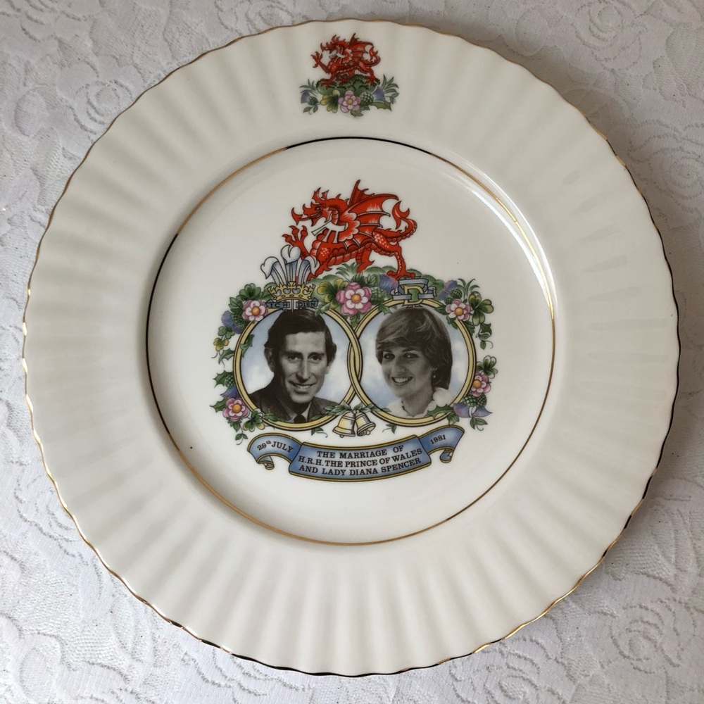 Prince Charles & Princess Diana Queen Anne Bone China Wedding Plate